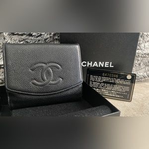 ❤️ SOLD ❤️ Chanel Wallet Caviar Leather